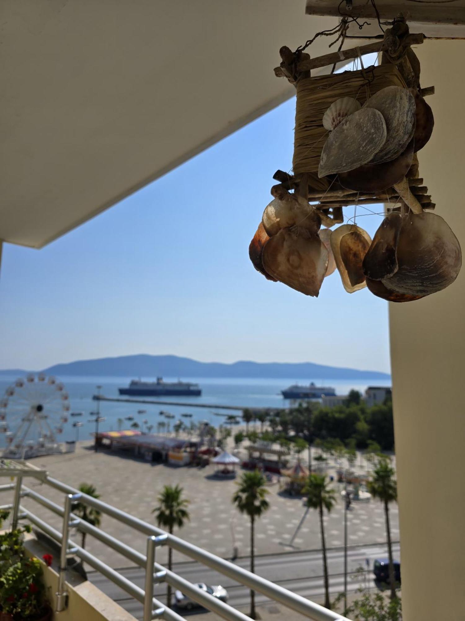 Sea View Apartment Vlorë Exteriér fotografie